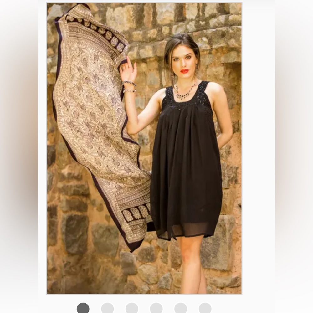 Monoreno Dress
